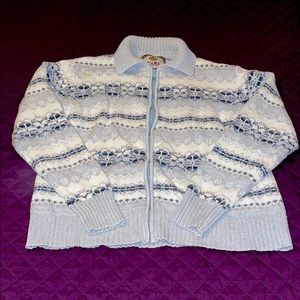 Sz M Zippered Sweater